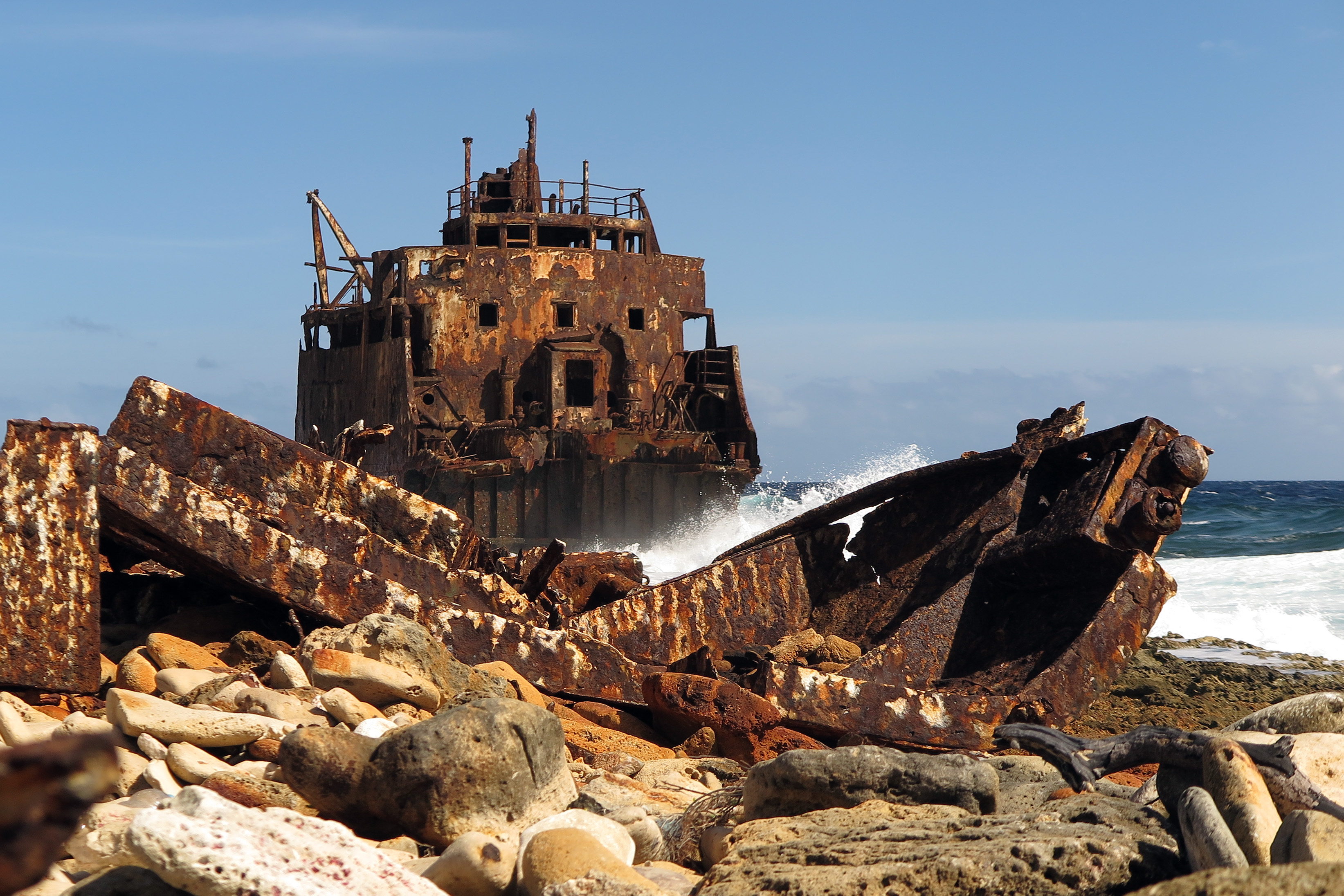 2018-01-24 - 10-42-36 - Klein Curacao - Wrack Tanker
